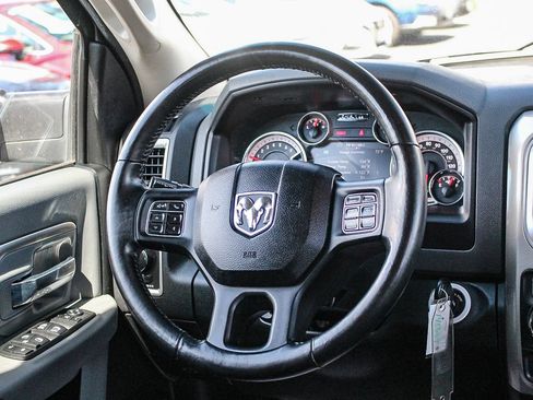Used 2018 RAM 1500 Big Horn RWD image 16