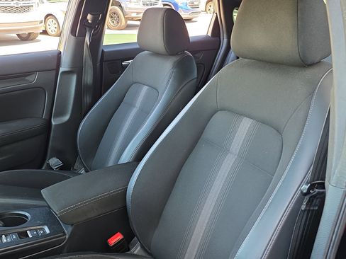 Used 2022 Honda Civic Sport image 11