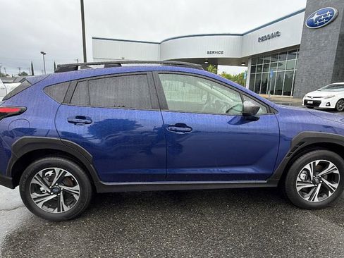 Used 2025 Subaru Crosstrek 2.0i Premium AWD/4WD image 3