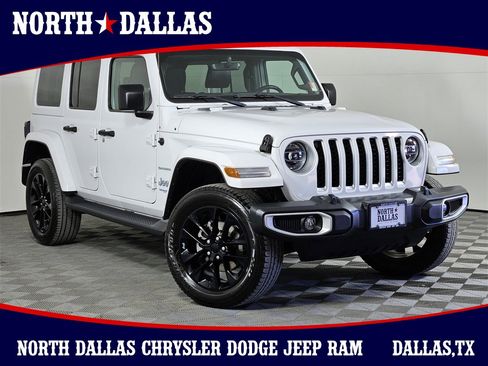 Used 2021 Jeep Wrangler Unlimited Sahara image 1