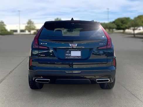 Used 2025 Cadillac XT4 Premium Luxury w/ LPO, ONYX Package AWD/4WD image 5