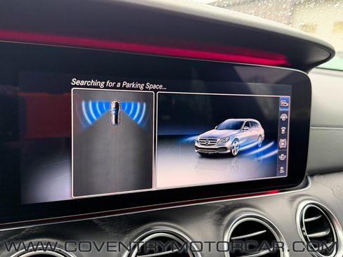 Used 2018 Mercedes-Benz E 400 4MATIC Wagon image 27