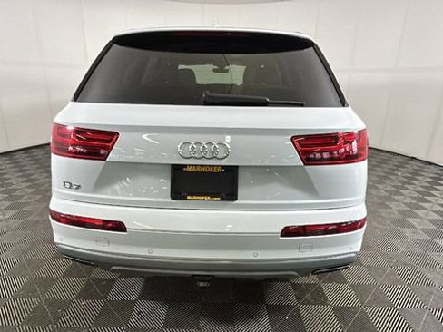 Used 2019 Audi Q7 3.0T Prestige w/ Prestige Package AWD/4WD image 3