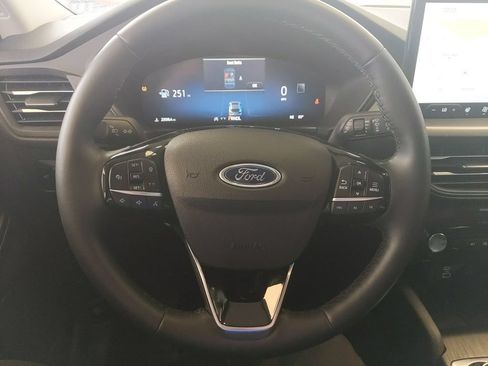 Used 2023 Ford Escape Active w/ Tech Pack #2 AWD/4WD image 17