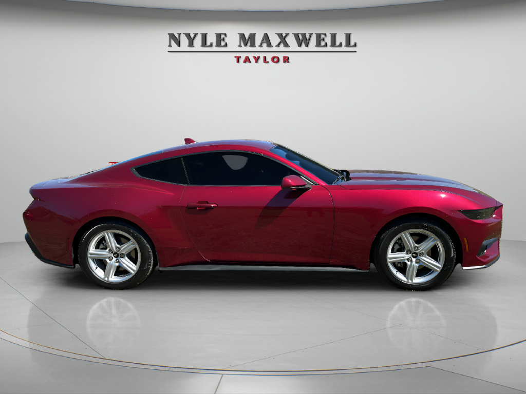 Used 2026 Ford Mustang Coupe RWD image 13