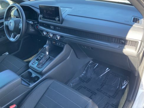 Used 2025 Honda CR-V Sport image 10