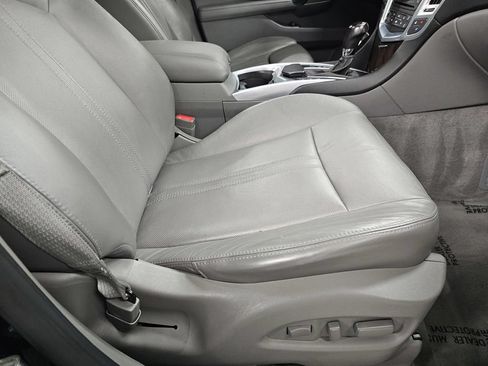 Used 2012 Cadillac SRX Luxury FWD image 24