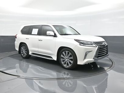 Used 2017 Lexus LX 570 4WD w/ Luxury Package