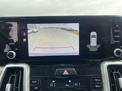 Used 2022 Kia Sorento SX image 17