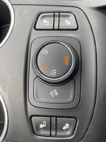 Used 2018 GMC Terrain SLE w/ Driver Convenience Package AWD/4WD image 6