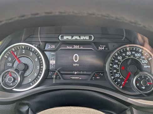 Used 2025 RAM 1500 Laramie AWD/4WD image 21