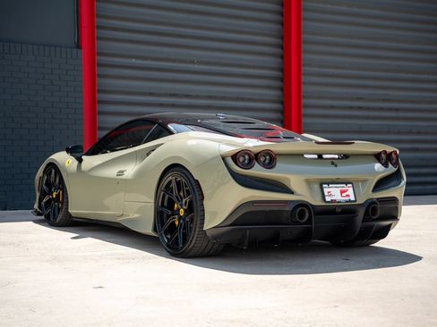 Used 2020 Ferrari F8 Tributo RWD image 22