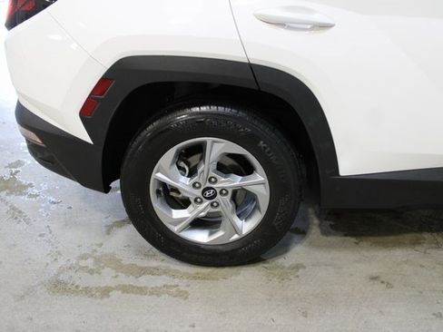 Used 2023 Hyundai Tucson SE image 10