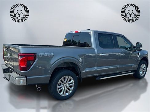 New 2025 Ford F150 XLT w/ Equipment Group 302A MID image 5