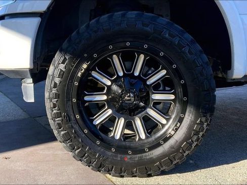 Used 2018 Ford F150 Lariat image 9