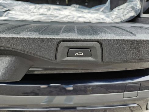 New 2026 BMW X5 M60i image 24