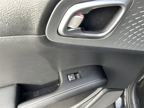 Certified 2022 Kia Soul LX w/ Technology Package image 14