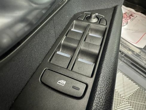 Used 2013 Land Rover Range Rover Evoque Pure Premium w/ Pure Premium Pkg image 41