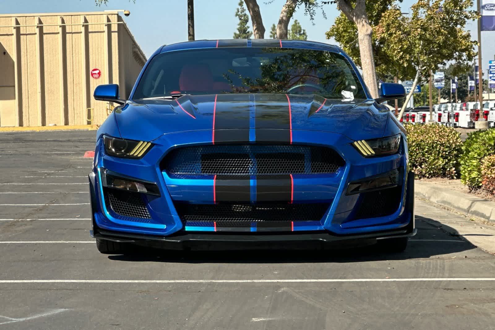 Used 2017 Ford Mustang GT RWD image 11