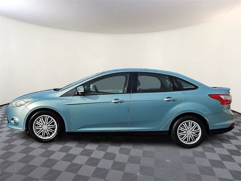 Used 2012 Ford Focus SE image 4