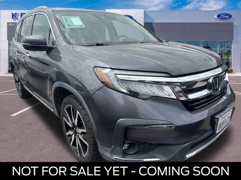 Used 2019 Honda Pilot Touring image 1