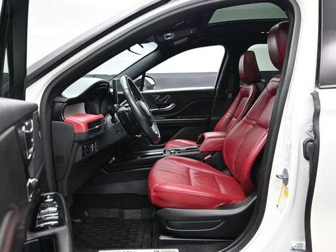 Used 2023 Lincoln Corsair Reserve w/ Equipment Group 202A AWD/4WD image 19