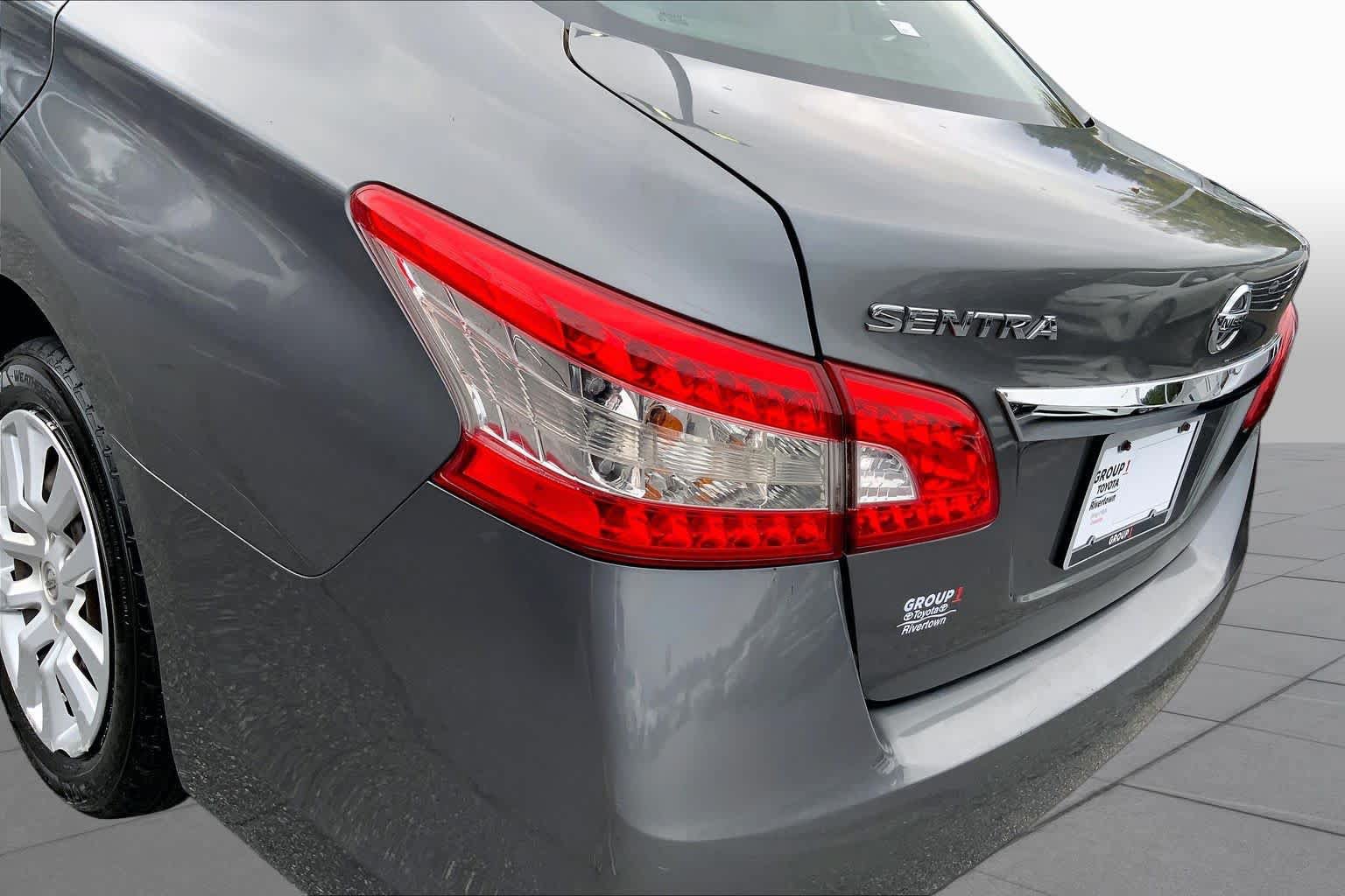 Used 2015 Nissan Sentra S FWD image 25