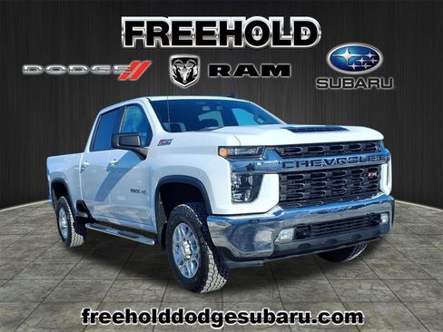 Used 2020 Chevrolet Silverado 2500 LT w/ Convenience Package image 1