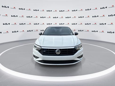 Used 2021 Volkswagen Jetta R-Line w/ R-Line Cold Weather Package FWD image 3