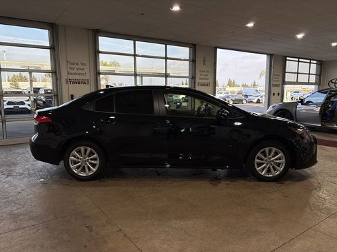 New 2026 Toyota Corolla LE image 3