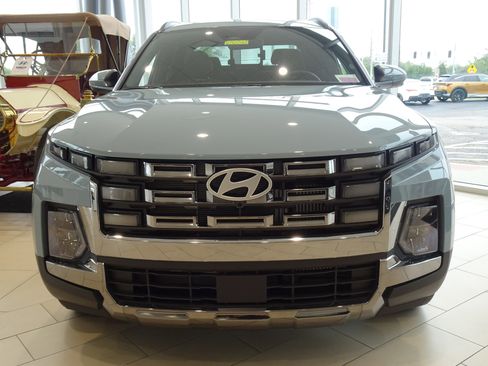 New 2025 Hyundai Santa Cruz Limited image 3