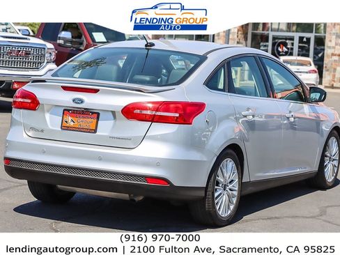 Used 2017 Ford Focus Titanium w/ Titanium Technology Package image 4