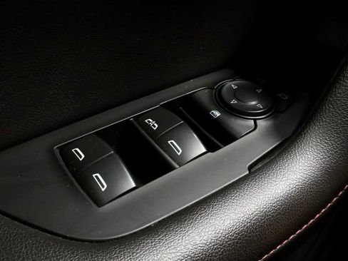 Used 2024 Chevrolet Blazer RS w/ Driver Confidence II Package FWD image 25
