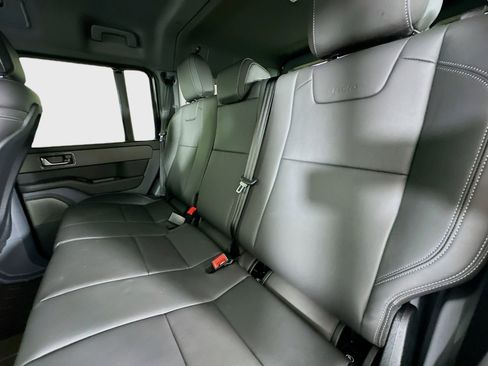 Used 2025 INEOS Grenadier AWD/4WD image 30