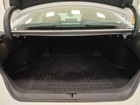 Used 2021 Toyota Avalon Limited w/ Protection Package (TMS) image 17