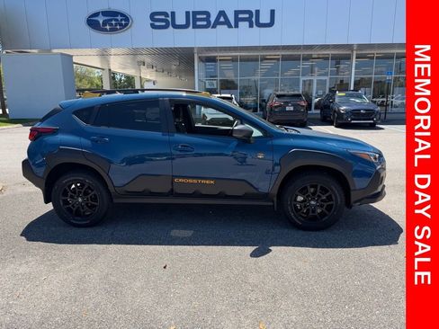 Used 2025 Subaru Crosstrek 2.5i Wilderness AWD/4WD image 2