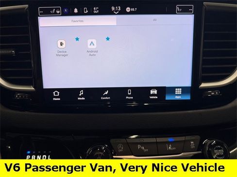 Used 2024 Chrysler Pacifica Touring-L image 14