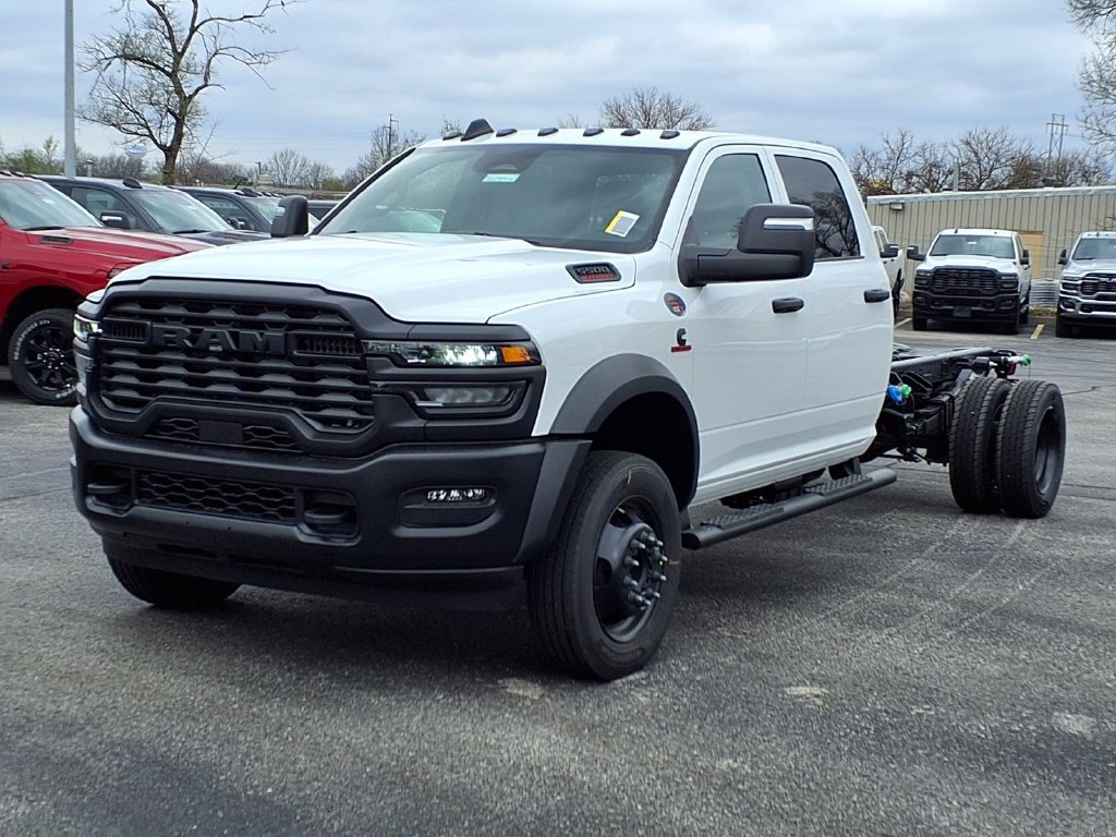 New 2026 RAM 5500 Tradesman AWD/4WD image 2