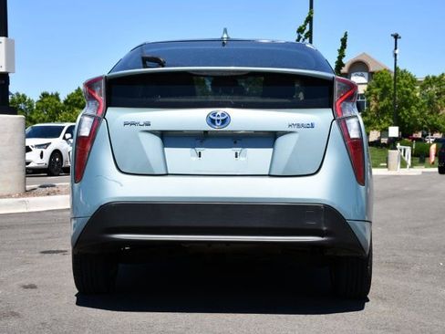 Used 2016 Toyota Prius Two FWD image 6
