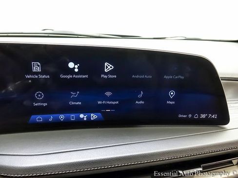 Used 2024 Cadillac XT4 Premium Luxury image 14