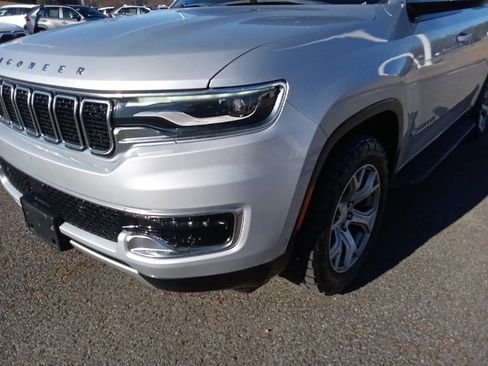 Used 2022 Jeep Wagoneer Series II image 9