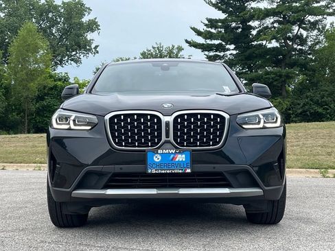 Used 2024 BMW X4 xDrive30i w/ Parking Assistance Package AWD/4WD image 2