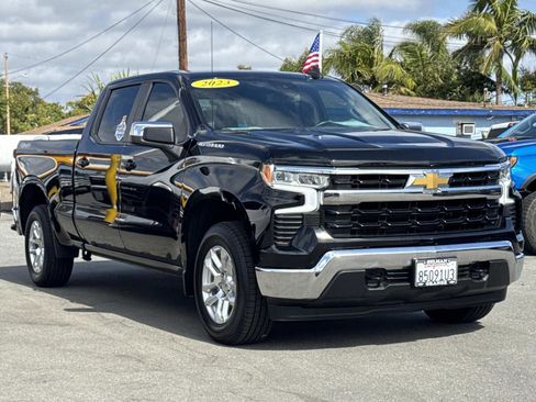 Used 2023 Chevrolet Silverado 1500 LT w/ Protection Package AWD/4WD image 3