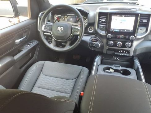 New 2026 RAM 1500 Express AWD/4WD image 4