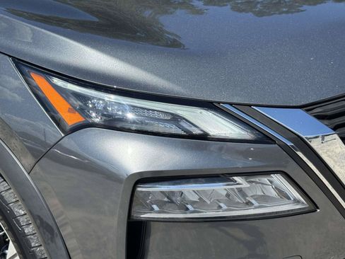 Used 2023 Nissan Rogue SV AWD/4WD image 7