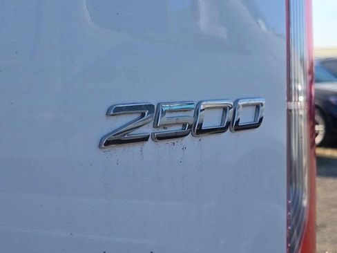 Used 2025 Mercedes-Benz Sprinter 2500 image 17
