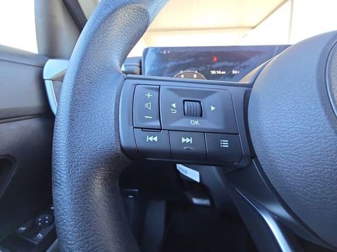 New 2026 Nissan Kicks SV image 11