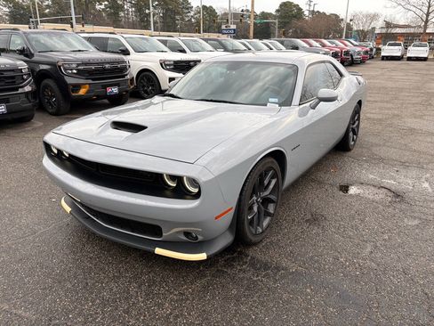 Used 2021 Dodge Challenger R/T w/ Blacktop Package image 1
