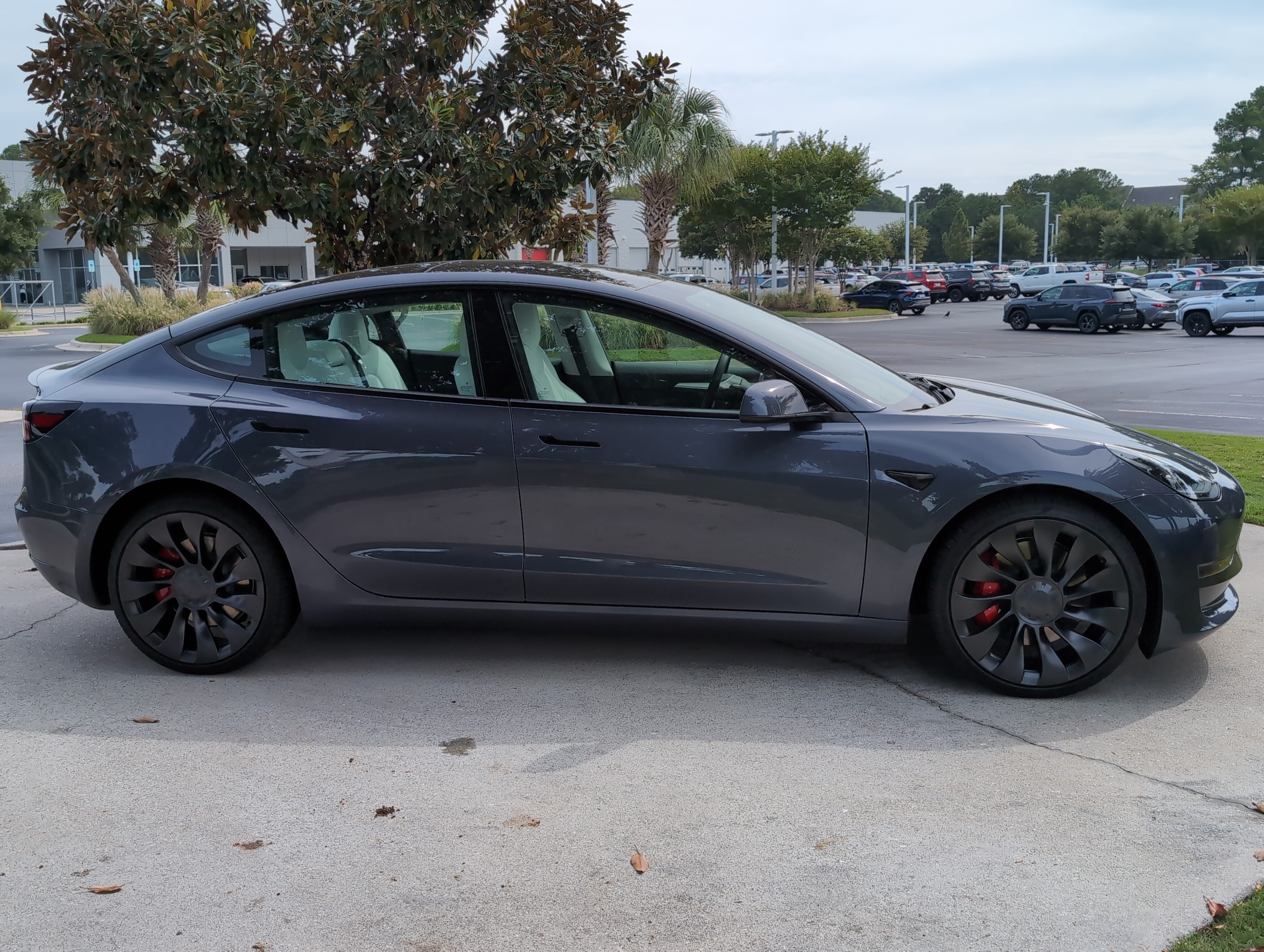Used 2022 Tesla Model 3 Performance AWD/4WD image 11