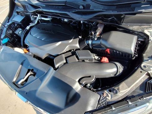 Used 2018 Honda Odyssey EX-L image 12
